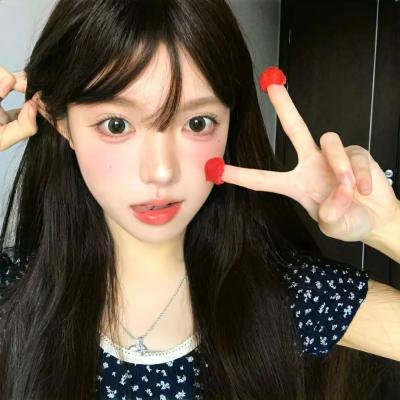 她在太岁头上动土,我才是总裁夫人